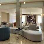 Cali & Designed For Adults By Louis Hotel