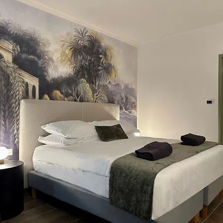 Cali & Designed For Adults By Louis 호텔 페이야