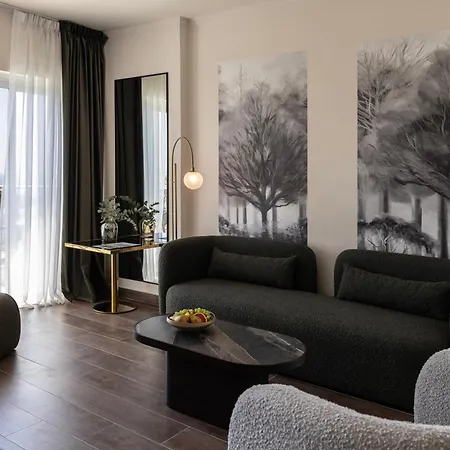 Cali & Designed For Adults By Louis 호텔 5*