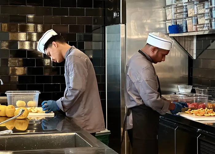 Отель Cali & Designed For Adults By Louis Пейя