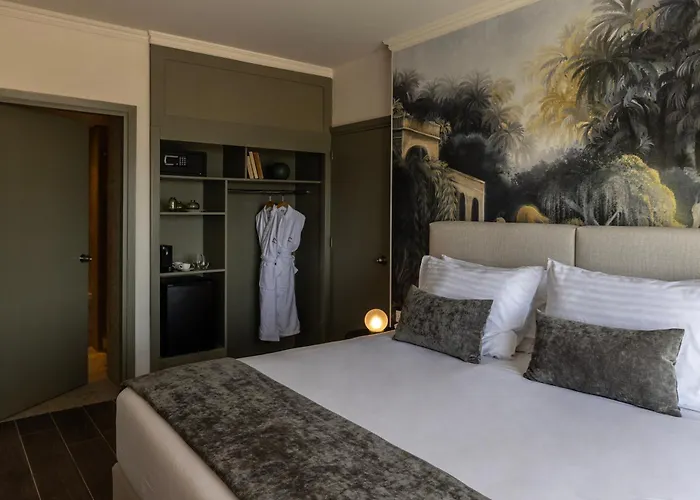 Cali & Designed For Adults By Louis 5* Pegeia