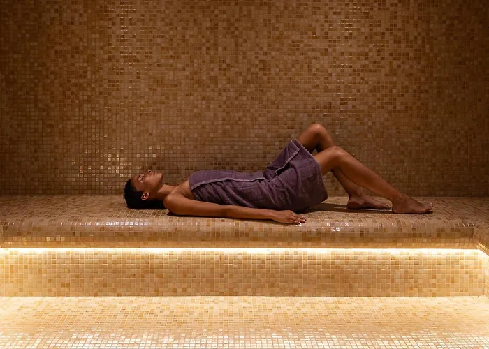 Отель Cali & Designed For Adults By Louis