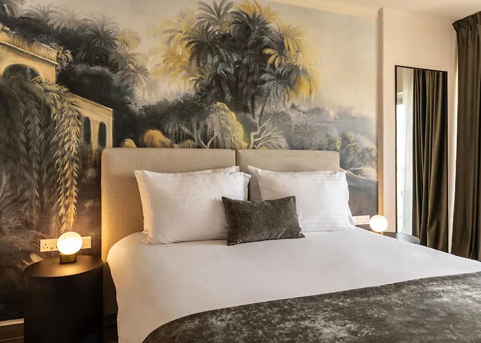 Cali & Designed For Adults By Louis Hotel Peyia