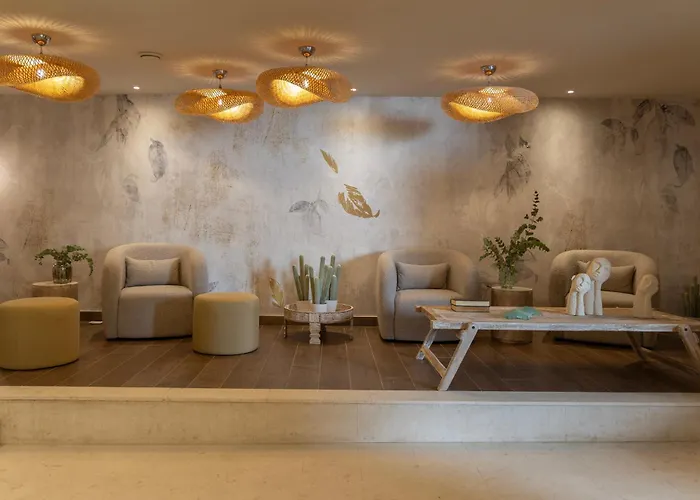 Cali & Designed For Adults By Louis Отель 5*